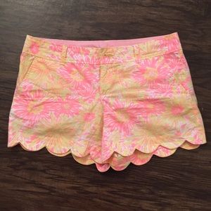 Lilly Pulitzer Buttercup Shorts in “Sunkissed”